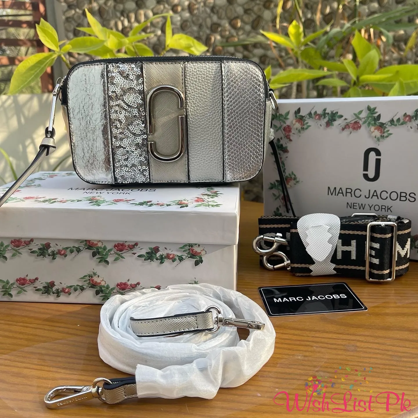 Marc Jacobs Snapshot Silver